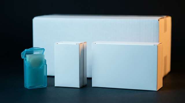 Flip-top pack with retail cartons and a master shipper